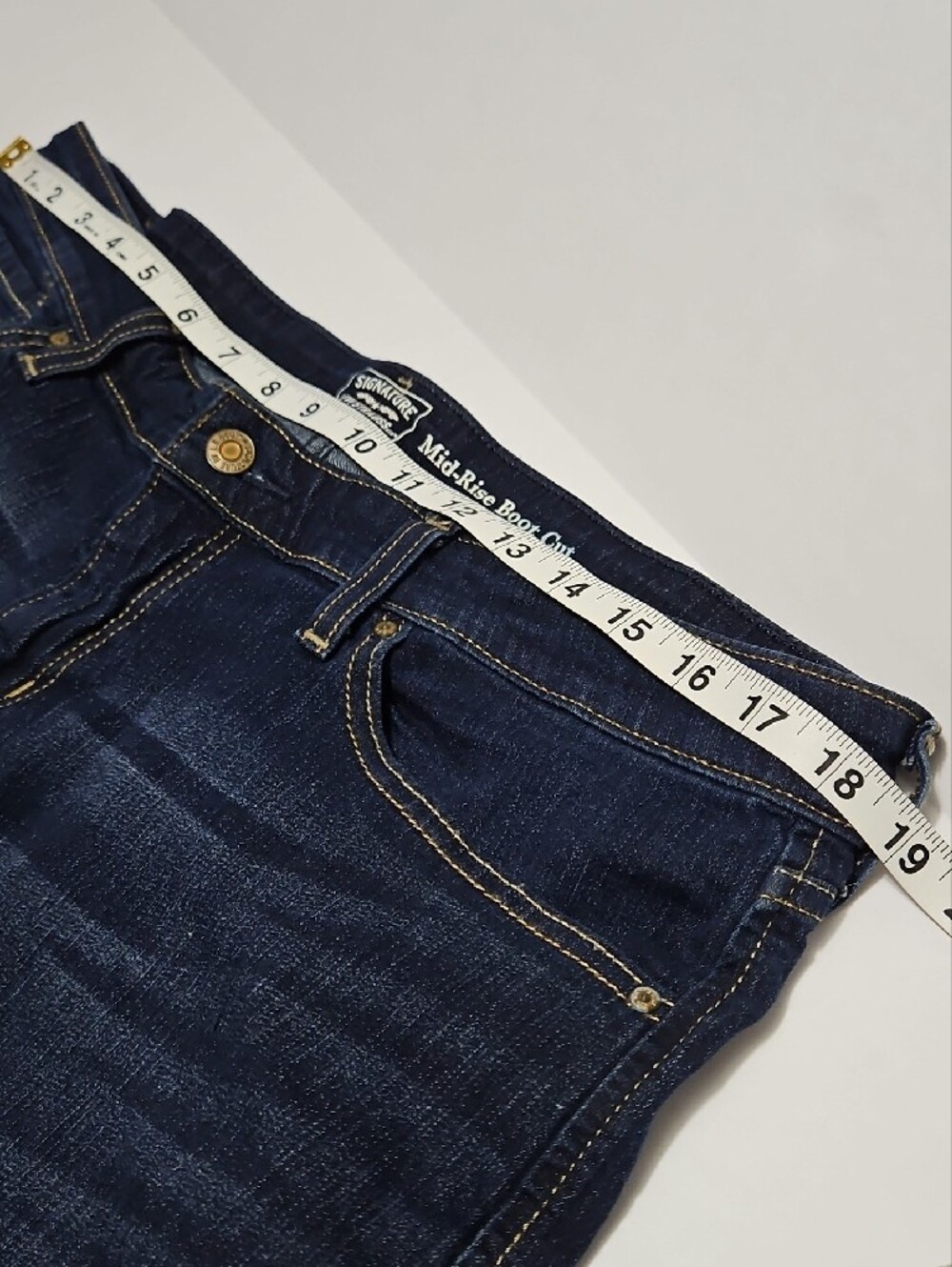 Levi's Dark Blue Mid Rise Bootcut Women's Stretch Jeans Size 20S 35x30 - Picture 7 of 13